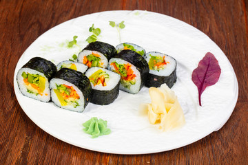Japanese roll with vegetables