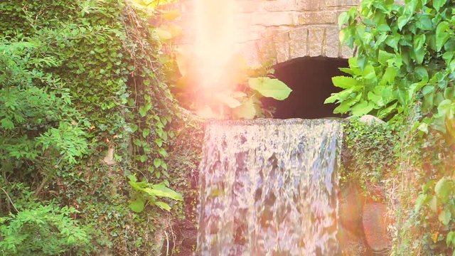 Waterfall & lens flares  180p slowmotion Copenhagen; Frederiksberg, Denmark Full Hd Slowmotion Visual Resource