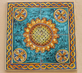  Sicile, Mazara del Vallo, décoration de rue en céramique
