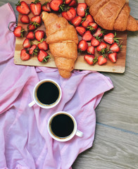 клубничный завтрак