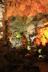 Caverne