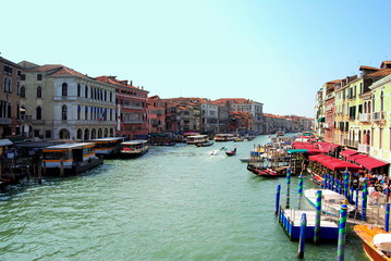 Fototapeta na wymiar Venice views. Gran canal. Rialto bridge.