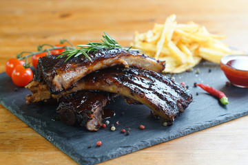 potatoes and pork ribs