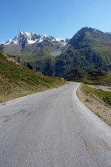 Fototapeta premium Straße ins Kaunertal