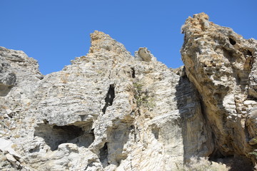 Labiler Felsen auf Kos