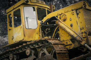 Fototapeta na wymiar Abandoned bulldozer