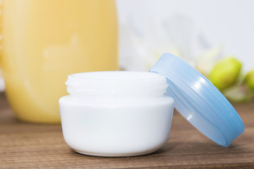 beauty, anti-aging or cosmetics body cream