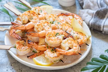 Keuken foto achterwand Grilled shrimp skewers © azurita