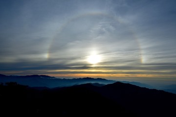 大台ケ原で見た幻想的な日輪と夕焼け
