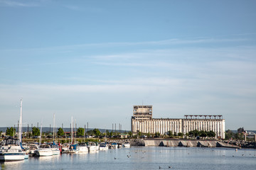 Fototapeta premium Boat harbor on Lake Erie in New York