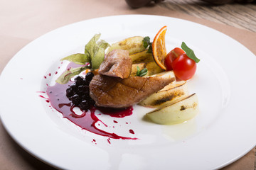 Roasted and sliced duck meat