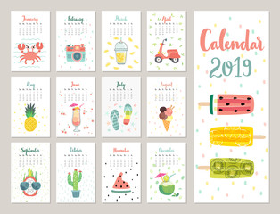 Obraz premium Calendar 2019. Cute monthly calendar with lifestyle objects, fruits, and plants.