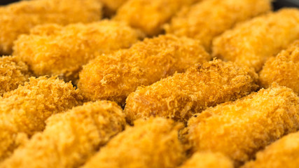 カニクリームコロッケ　コロッケ　揚げ物