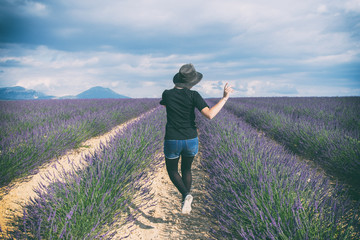 Danser au milieu des lavances