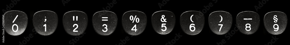 Fototapete Full digits on a key on a retro typewriter