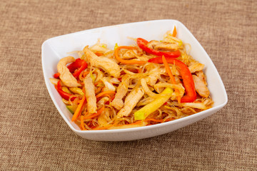 Glass noodle with chicken, vegetables