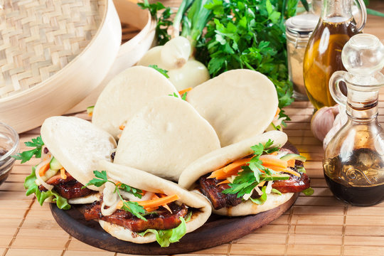 Gua bao, steamed buns with pork belly and vegetable