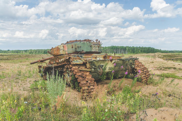 Fototapeta premium military tank, artillery, tracked, in the field