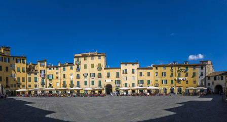Fototapeta na wymiar Piazza Anfiteatro, Lucca, Tuscany, Italy, Europe