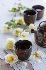 Aromatic and invigorating tea with wild rose.