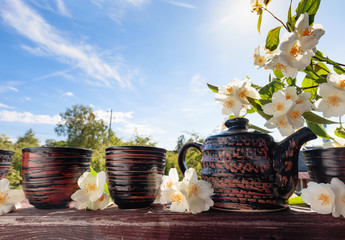 Fototapety  Herbata jaśminowa w małych ceramicznych filiżankach.