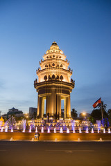 CAMBODIA PHNOM PENH INDEPENDENCE MONUMENT