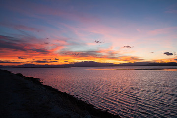 Obraz premium Coucher de soleil sur l'étang de Leucate