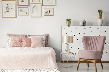Pastel pink bedroom interior - obrazy, fototapety, plakaty
