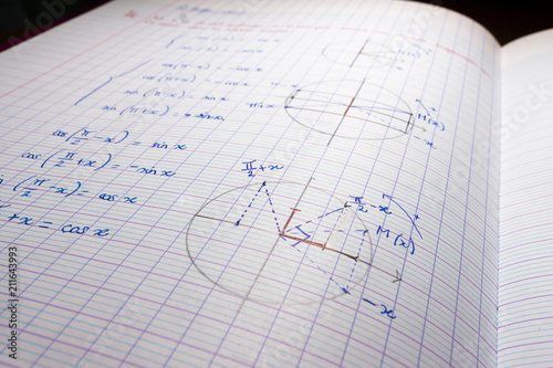"cahier de math" photo libre de droits sur la banque d'images Fotolia
