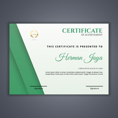 Certificate template in vector for achievement