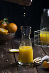 Preparation of fresh orange juice
