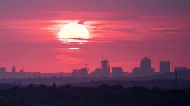 London sunset timelapse from 15 miles away