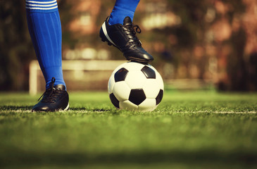 Ball auf dem Fussballplatz