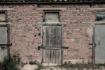 Fototapeta na wymiar old door, vintage, film effect