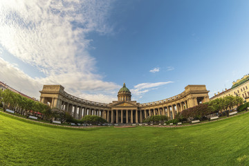Obraz premium Saint Petersburg city skyline at Kazan Cathedral, Saint Petersburg, Russia