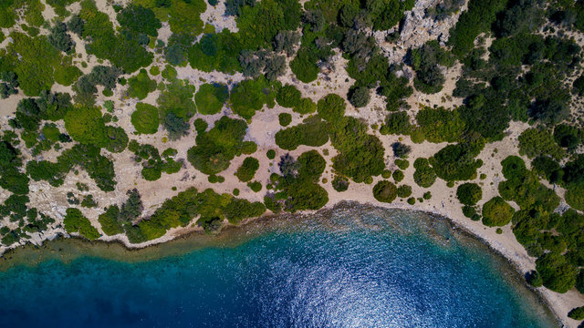 View from above on Cleopatra Island, spoty shoreand torquoise water