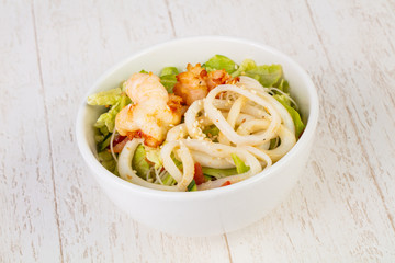 Cellophane noodles with prawns
