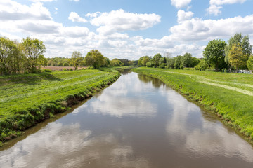 Fototapeta premium Fluss Hase in Niedersachsen, Deutschland