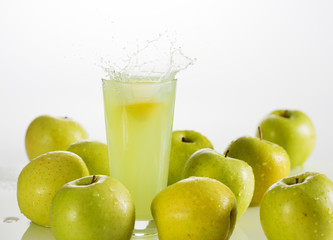 Beautiful splash of apple juice