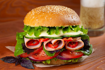 Burger, Sandwich, hamburger, ham, vegetables, greens, cheese, fast food, bread, cucumber, tomato, onion, vegetables, beer, drink, food, basil, pepper, snack, Background