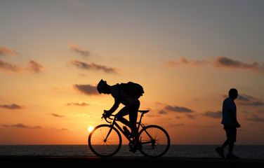 Obraz premium Sport At Aunset