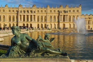 Fototapeta na wymiar Versailles, Paris, View of the Palace from the Parterre d'Eau