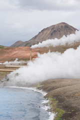 Landschaft beim Mývatn Nature Bath / Kieselgurwerk in Nord-Island