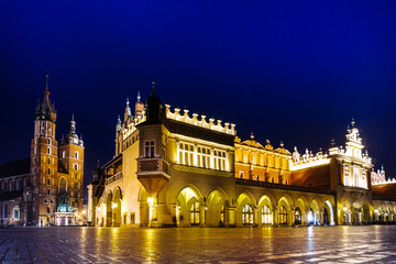 Fototapeta na wymiar KRAKOW, POLAND - August 27, 2017: The Cloth Hall Krakow,listed as a UNESCO World Heritage Site since 1978, Poland