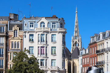 Lille (France) - Façades et clocher de l'église Saint-Maurice