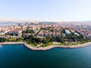 Obraz premium Aerial Drone View of Kadikoy Moda Seaside in Istanbul
