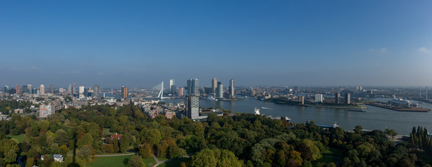 Fototapeta premium Panoramic cityscape of downtown Rotterdam
