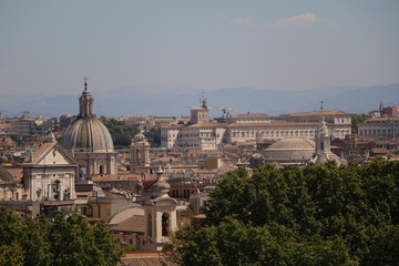 Fototapeta na wymiar View to the historic city of Rome from the Hill Gianicolo, Italy