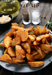 Potato wedges with herbs