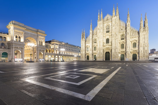 Milan Cathedral (Duomo) and Galleria Vittorio Emanuele II at dusk, Milan, Lombardy